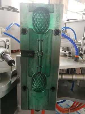 P20 Plastic Mirror Polish Water Bottle Mould 3,000,000 Shots